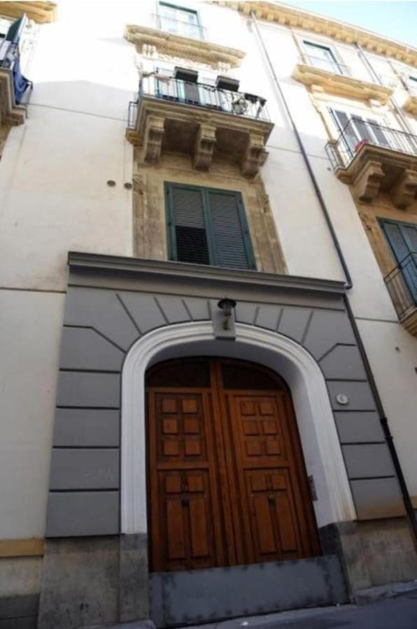 Ballarhouse Palerme Extérieur photo